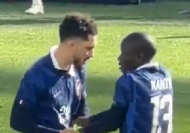 姆巴佩替补登场索要队长袖标引争议 坎特生日让