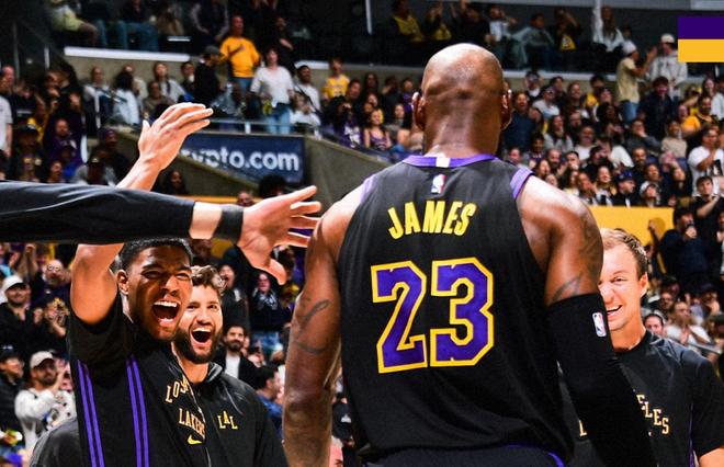 NBA常规赛收官战揭晓季后赛对阵格局 雄鹿主帅遭